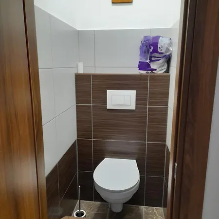 홈스테이 For Women Or Couples 류블랴나