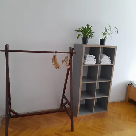 For Women Or Couples * Ljubljana